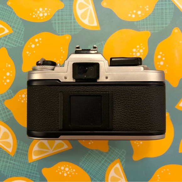Nikon FG - Picture 5 of 11